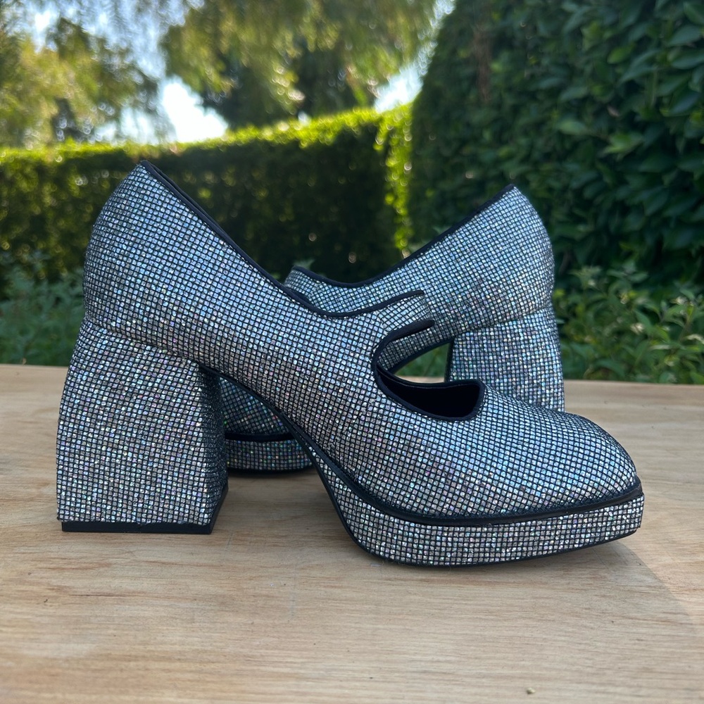 Gianni Bini Silver Glitter Platform Heels